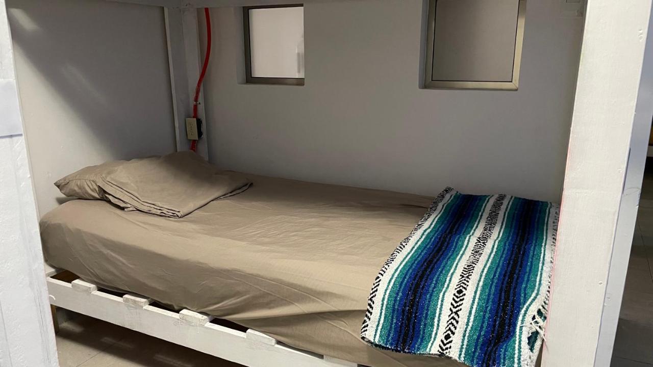Ahava Hostal Boutique Канкун Экстерьер фото